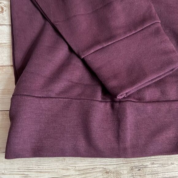 NWT EDDIE BAUER Women’s Sweatshirt Large Ultrasoft Crewneck Soft Stretch Purple - Picture 6 of 9
